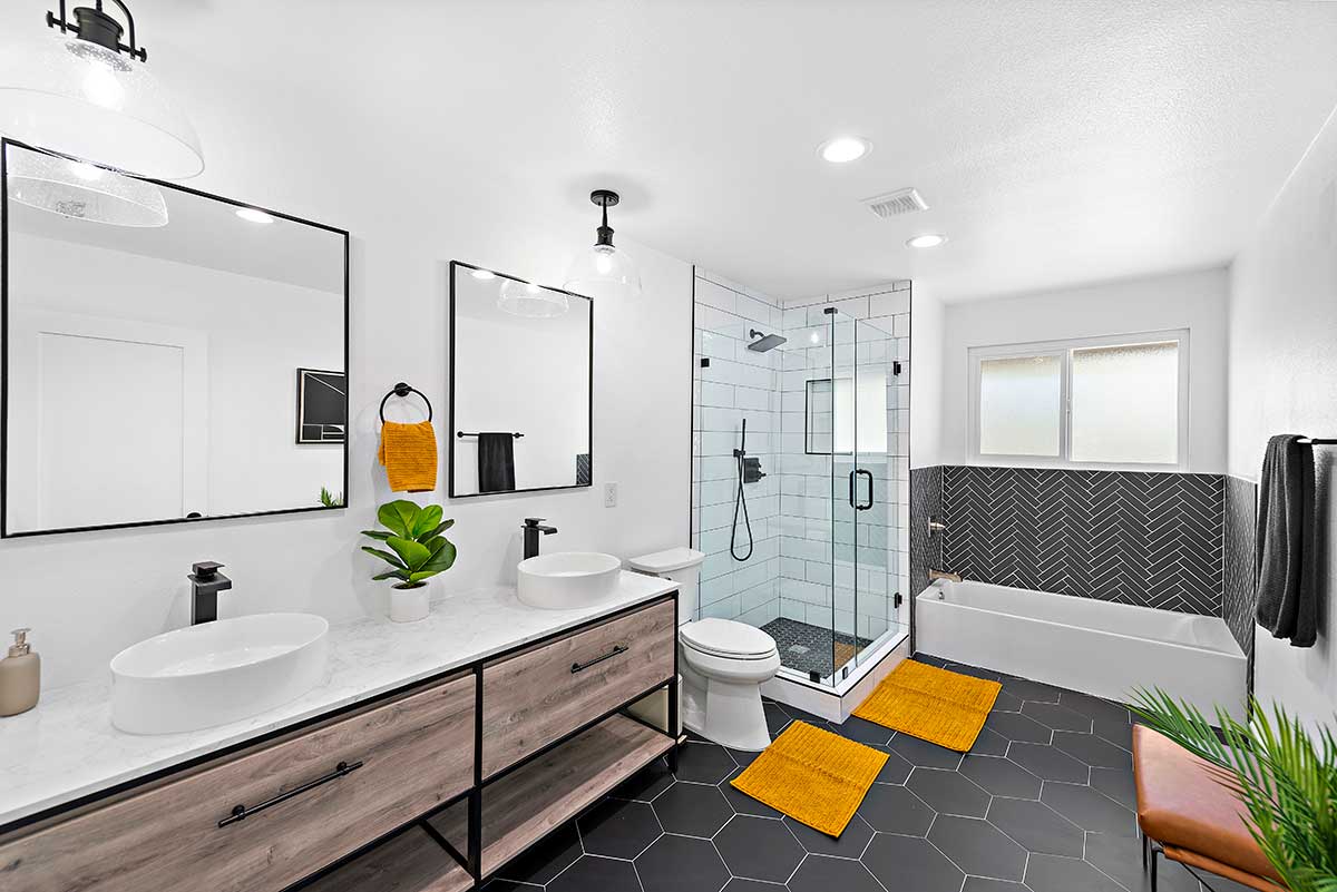 capo beach facility master bathroom