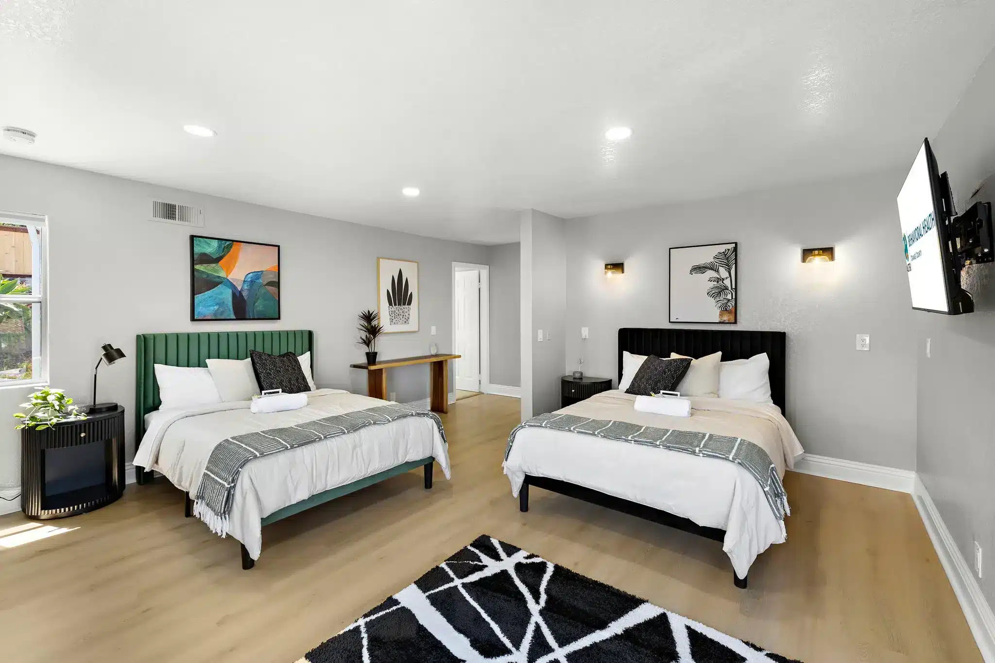 83-web-or-mls-33881-Orilla-TV-EDIT-7.webp