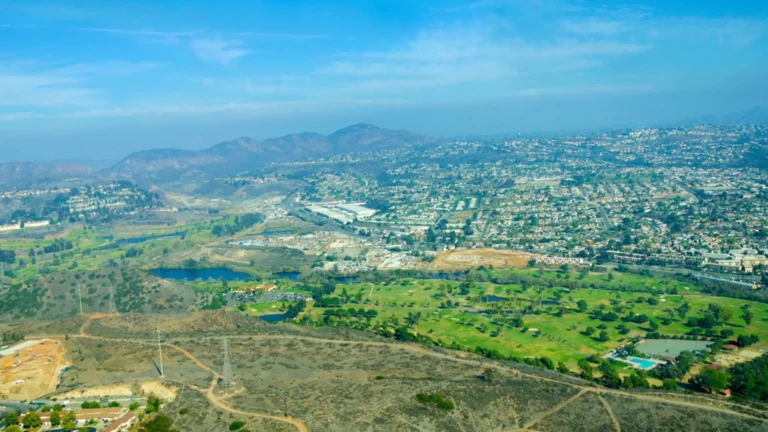 Serene mental health residence providing comprehensive care near Mission Valley.