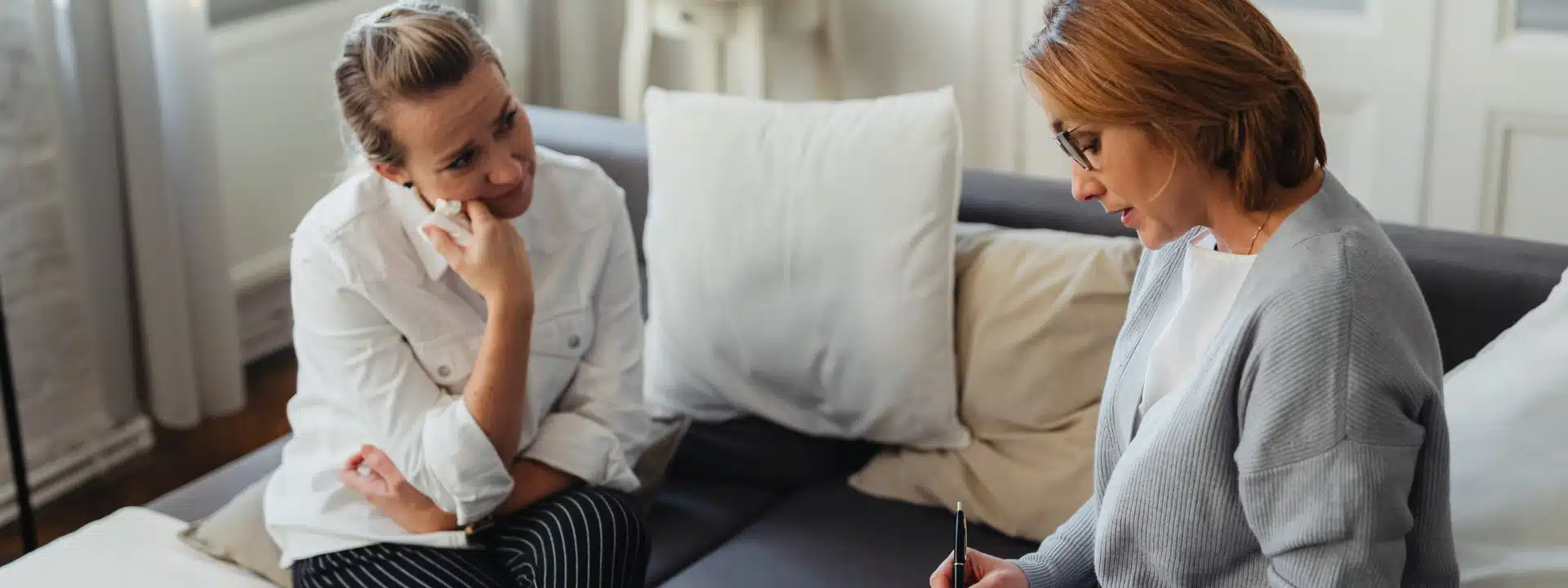 Supportive therapy environment for personality disorder treatment and emotional stability