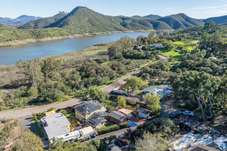 Residential Mental Health Treatment Near Del Dios