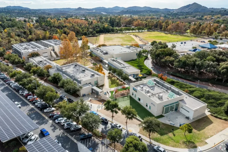 Supportive mental health care near Del Dios for a fresh start.