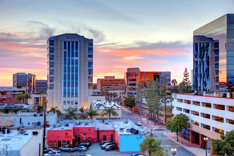 Personalized residential behavioral health treatment near Santa Ana